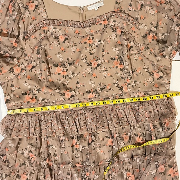 Ivy City Tiered Floral Maxi Dress - Picture 12 of 14